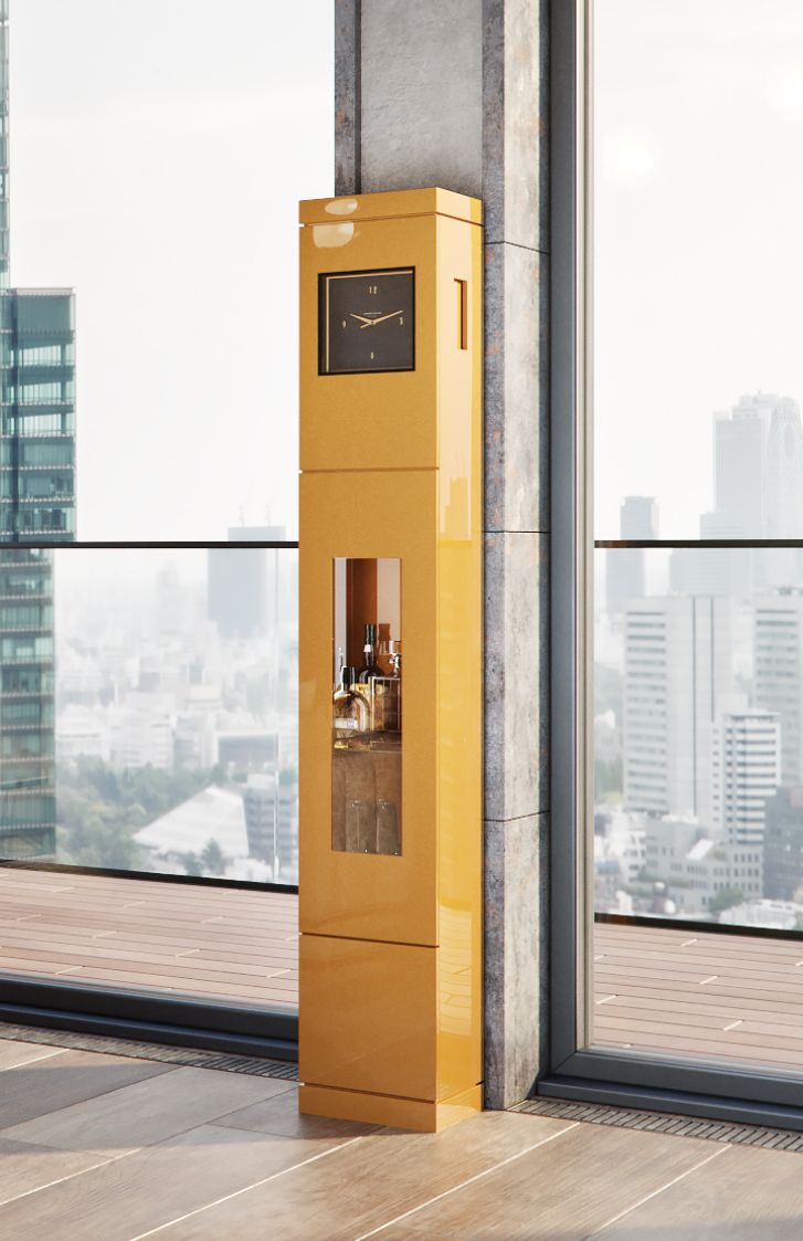 THE SQUARE-M in Gold