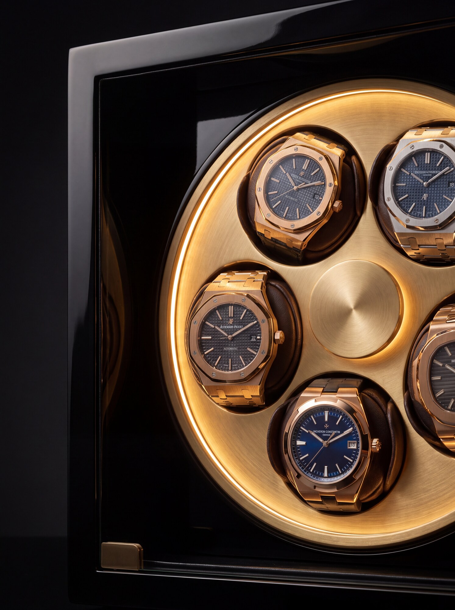 Integrated watch winder